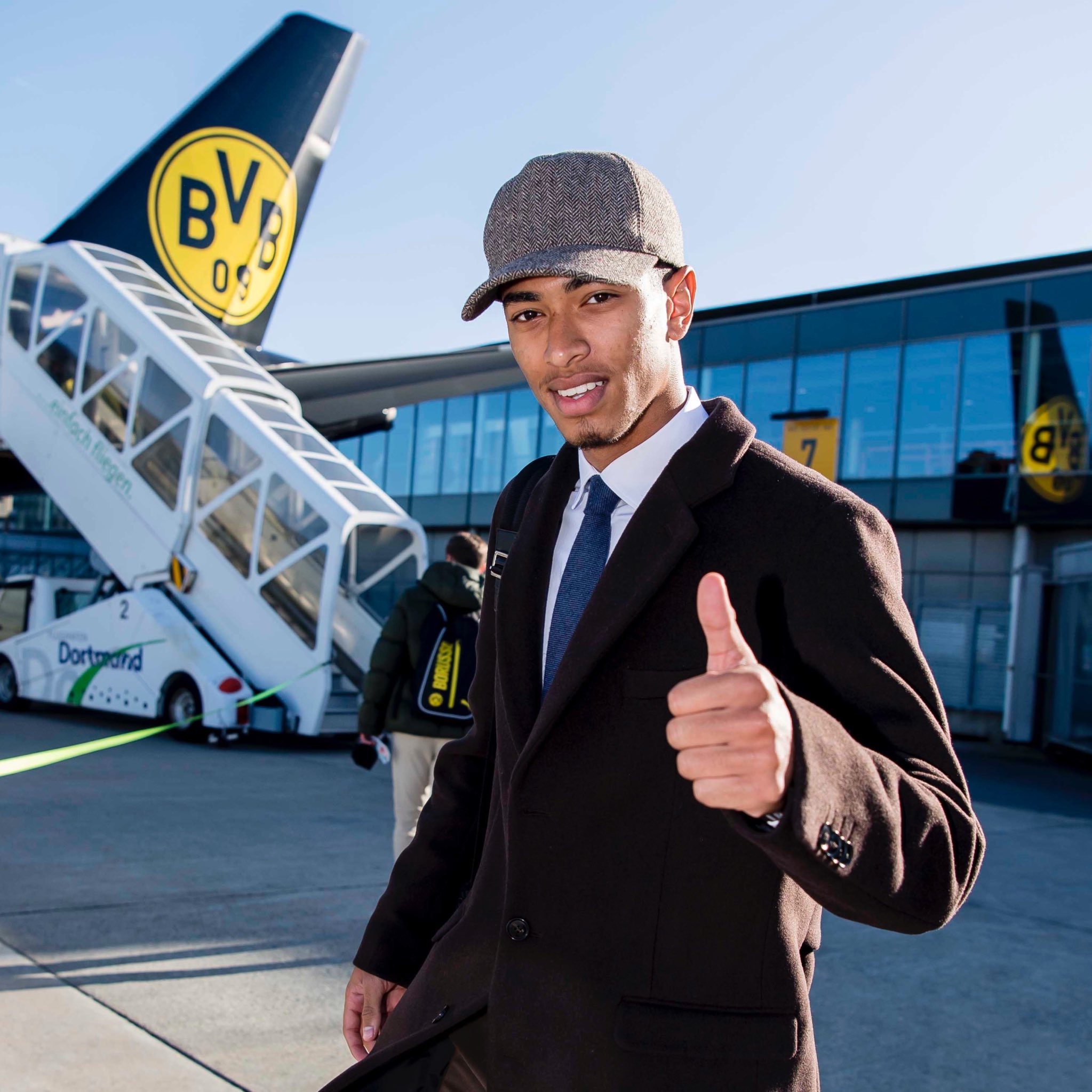 爱游戏娱乐-转折点！洛杉矶快船调整名单，德国杯转会期攻防权衡，管理层满意，轮换策略成焦点的简单介绍