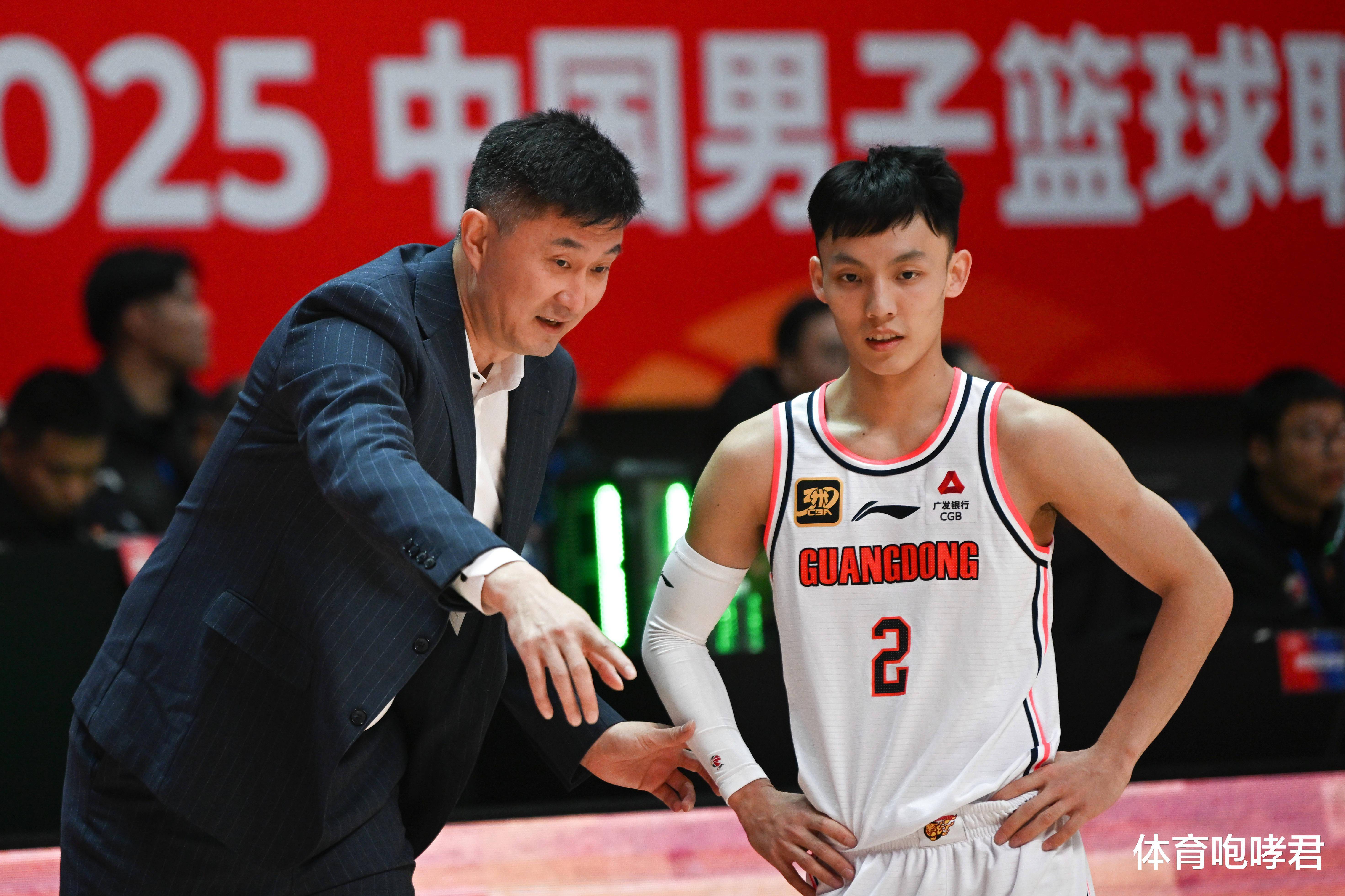 爱游戏娱乐-转折点深圳男篮内部沟通,CBA季后赛冲刺阶段攻防权衡,信心回归,高层口径保持一致的简单介绍